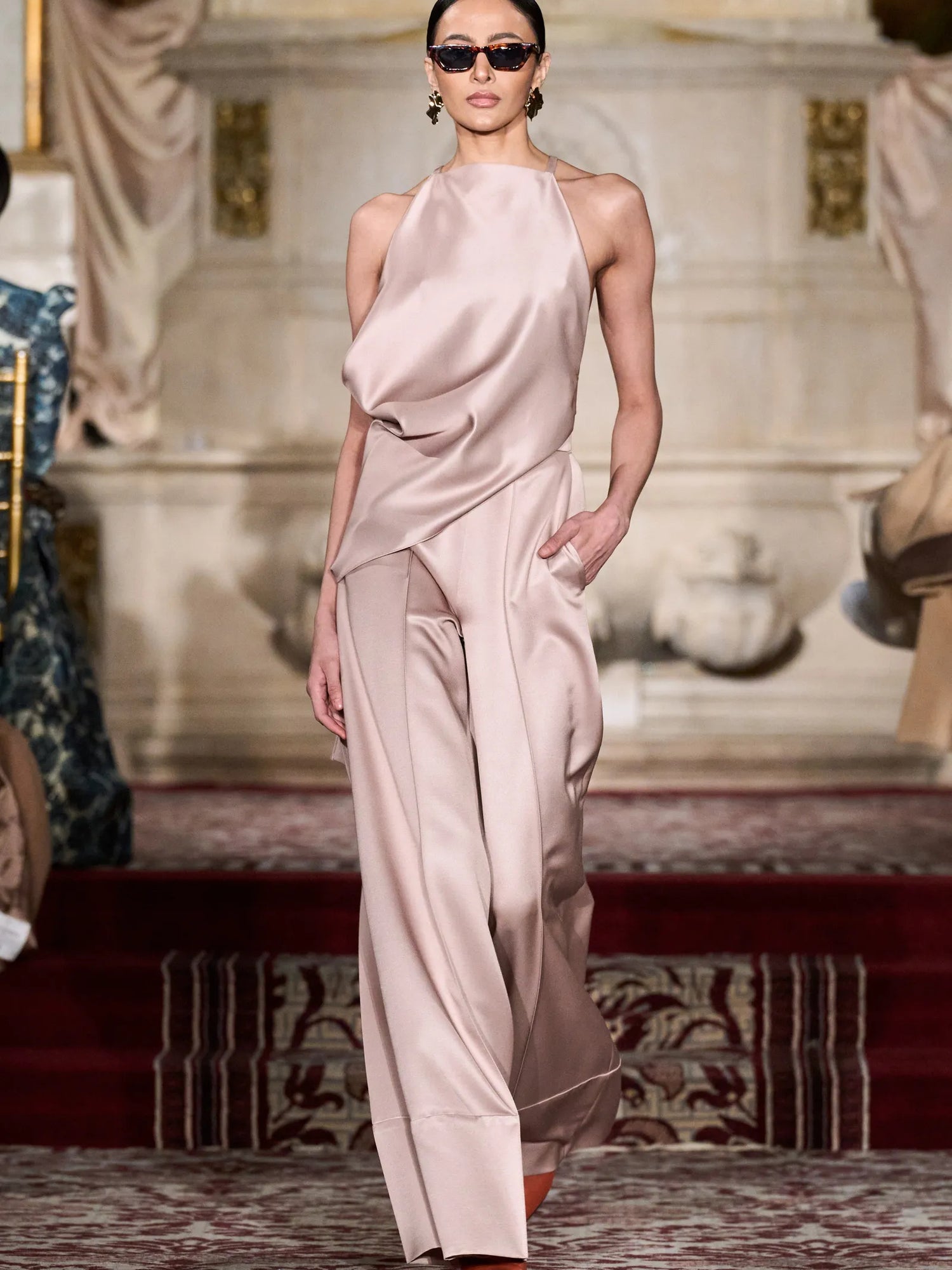 Wide Leg Cuff Trousers in Sand