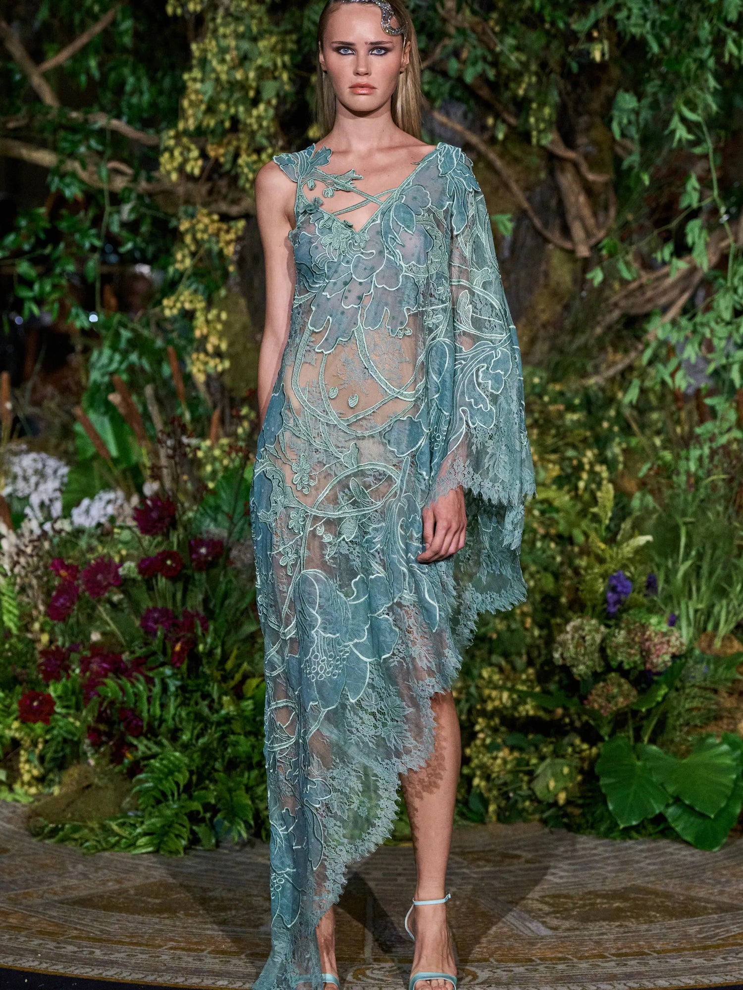 SEAFOAM TATTOO LACE ASYMMETRIC HANDKERCHIEF DRESS