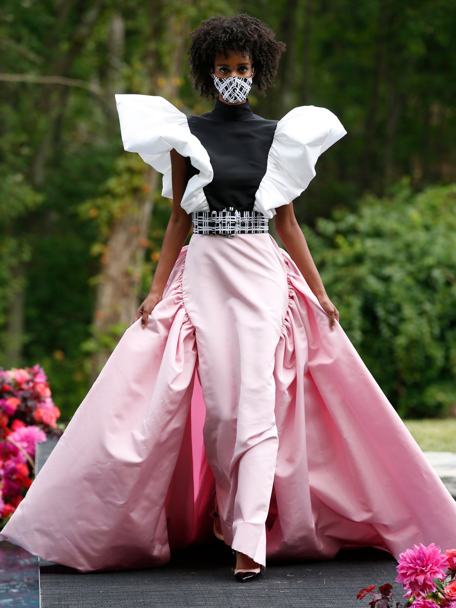 Tri Color Sculpted Sleeve Gown