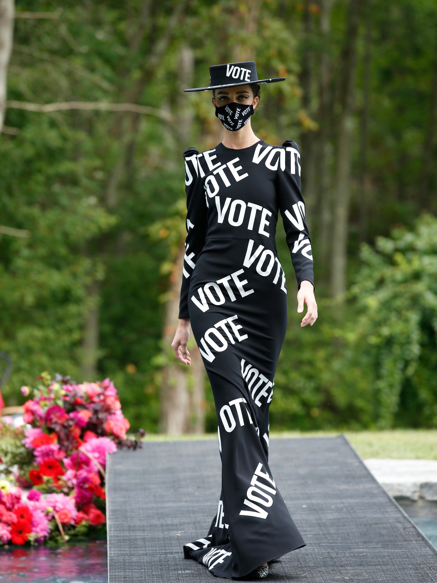 Vote Print Puff Sleeve Gown