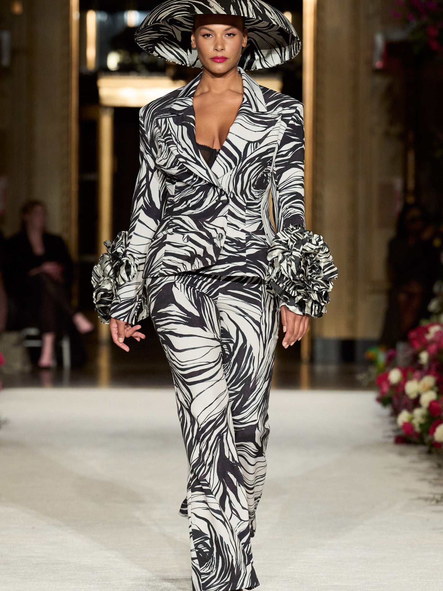 Rose Print Double Breasted Floral Hem Blazer