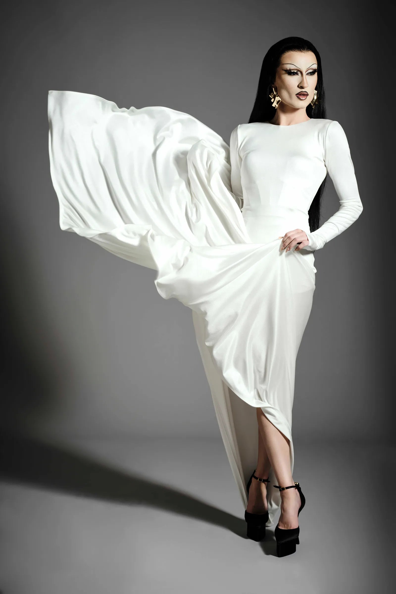 white long dress in store Sleeve Drop Waist Gown Fashion Model Red Dress TIER2 cross tie Color:Skin Edge