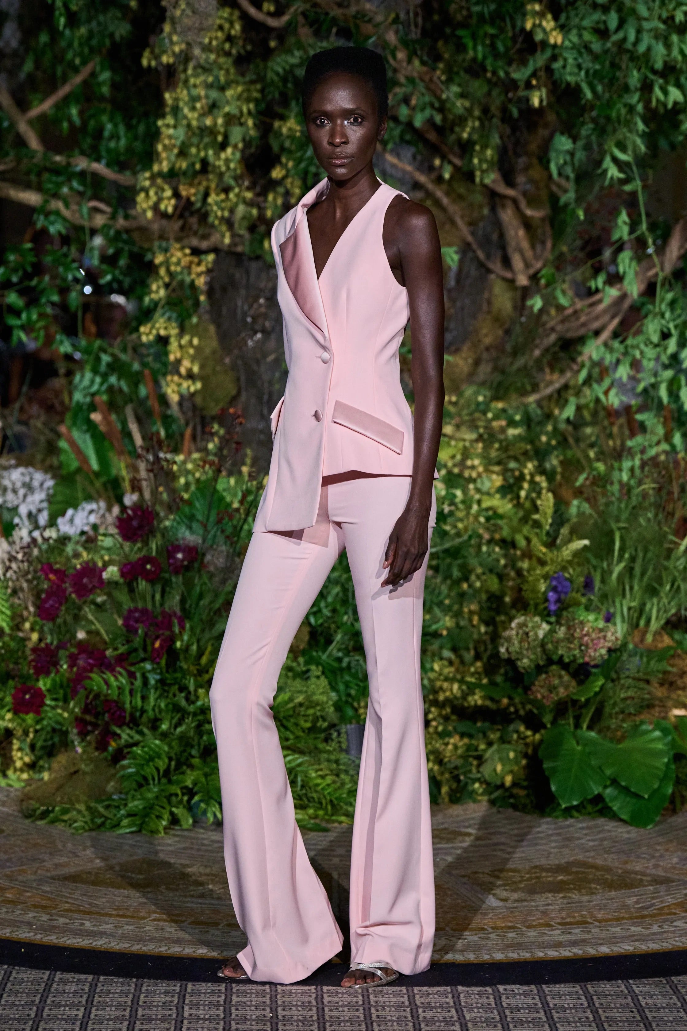 00024-christian-siriano-spring 